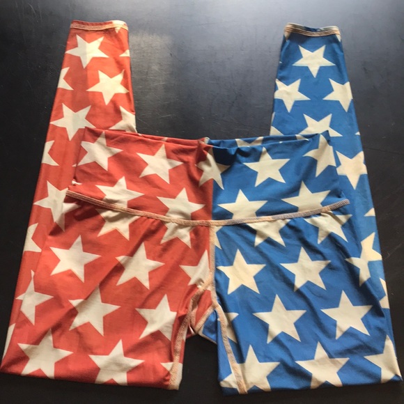 Teeki Stars and Stripes legging in Size Large - Picture 3 of 4